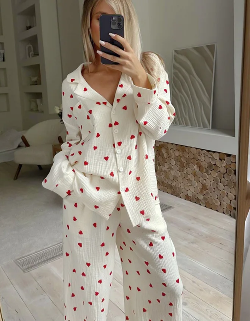 Amarie – Pyjama à cœurs – T-shirt à manches longues et pantalon