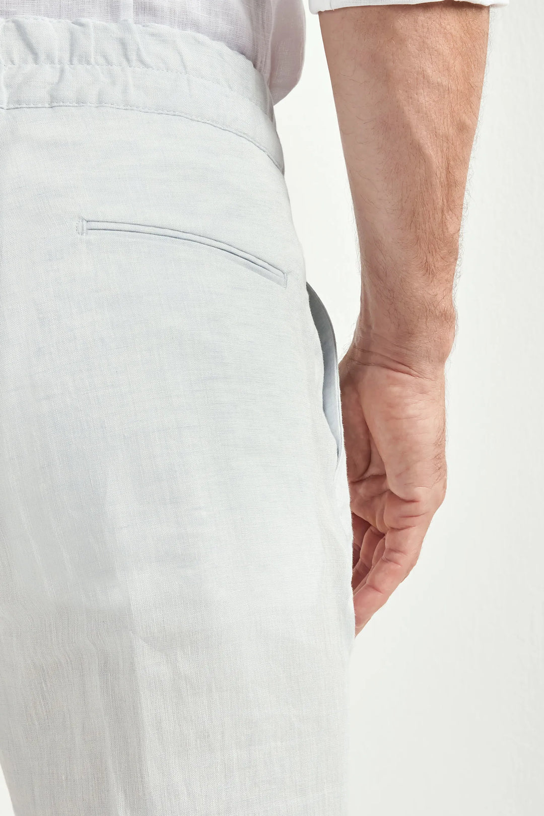 Ice blue linen relaxed shorts - Made in Italy