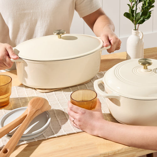 Oval Cast-Iron Dutch Oven Kitchen Cookware w/ Enamel - 7.5qt