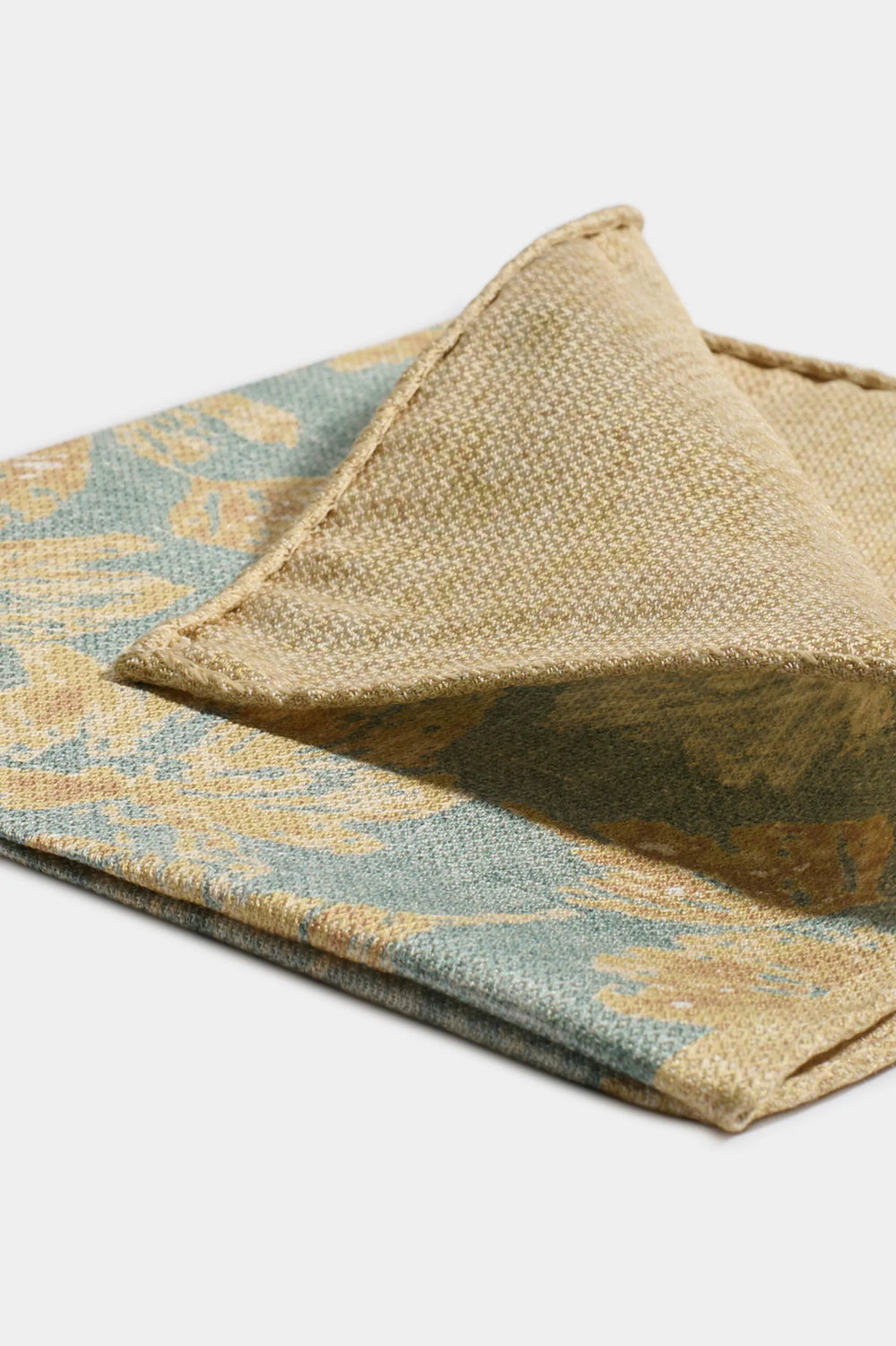 Sage macro flower pocket square - Made in Italy