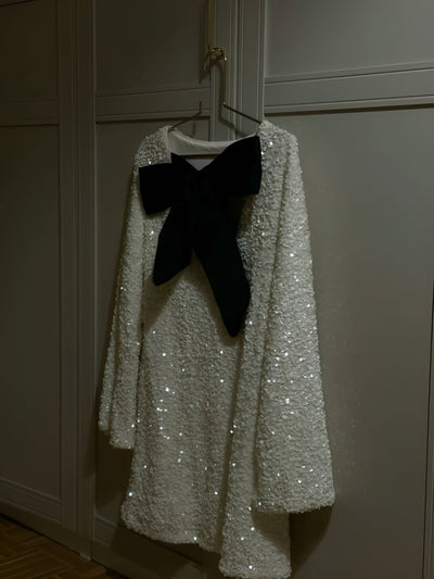 Carina - Robe en sequins avec volants