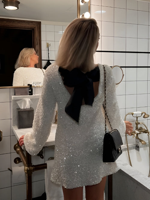 Carina - Robe en sequins avec volants