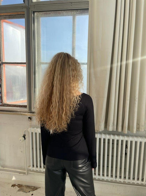 Merle – Blouse élégante avec détail de nœud